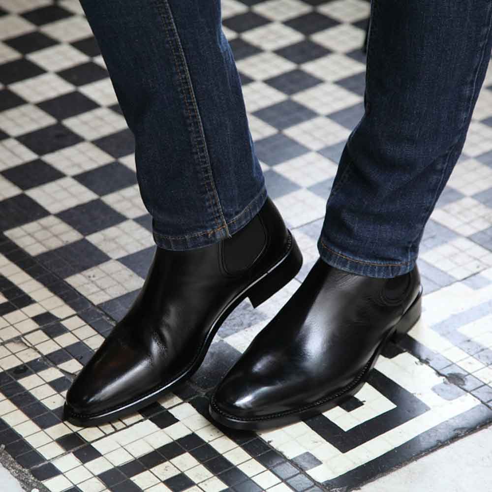 black chelsea boots style