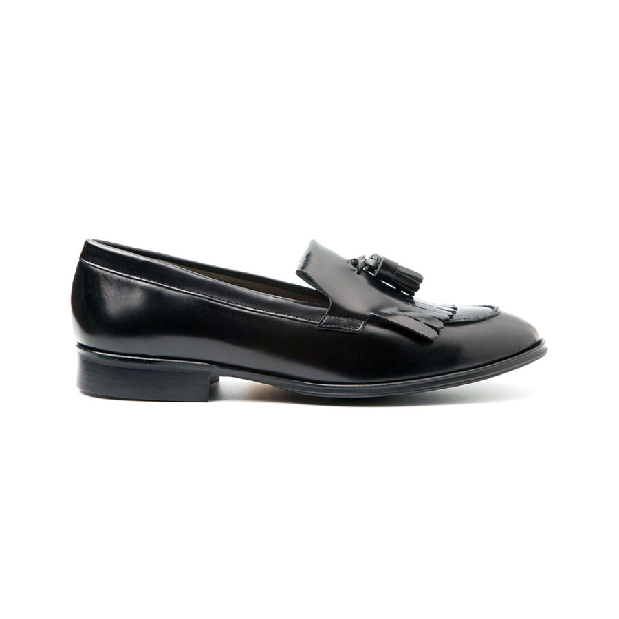 Handmade black tassel loafer for women Tammi Black by Handmade in Spain by Beatnik Shoes