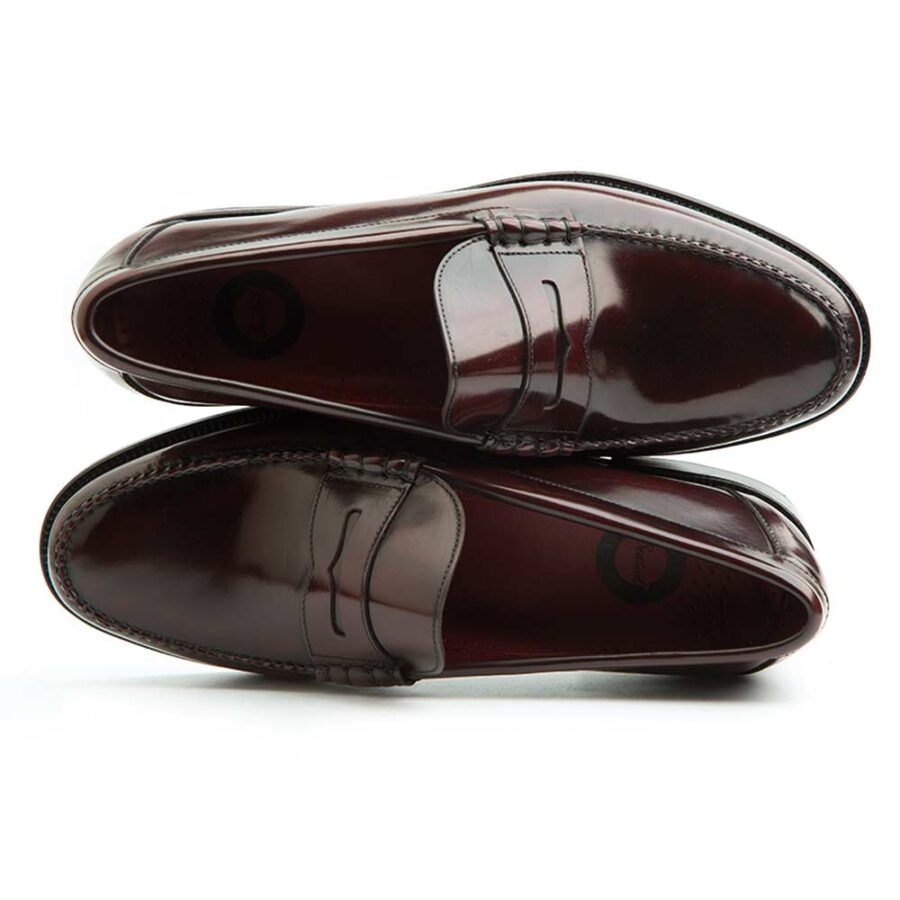 Classic burgundy moccasins for men with sewn leather sole. Beatnik Allen Red Handmade in Spain