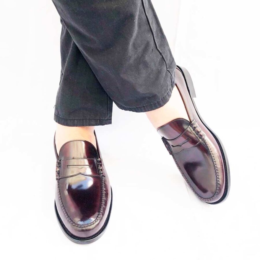 Classic burgundy moccasins for men with sewn leather sole. Beatnik Allen Red Handmade in Spain