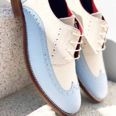 Oxford style two tone shoes for women handmade in Spain Beatnik Ethel Blue Cream