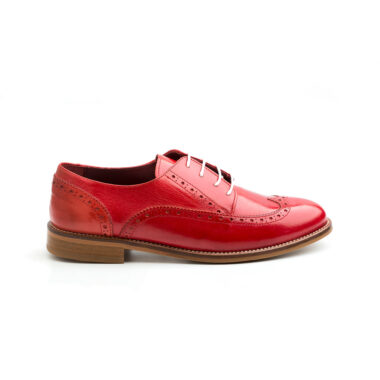 Lace-up Derby shoes for women in red leather handmade by Beatnik Shoes