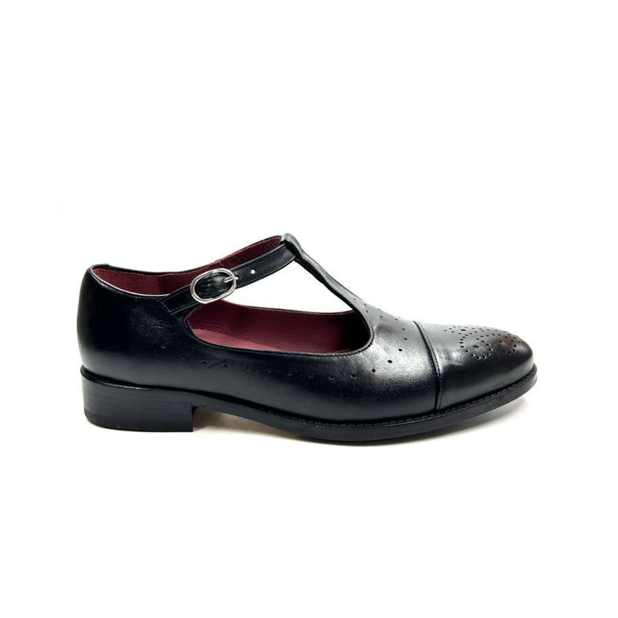 Women's black buckle shoes in leather with medium heel, handmade in Spain, Beatnik Martha Black