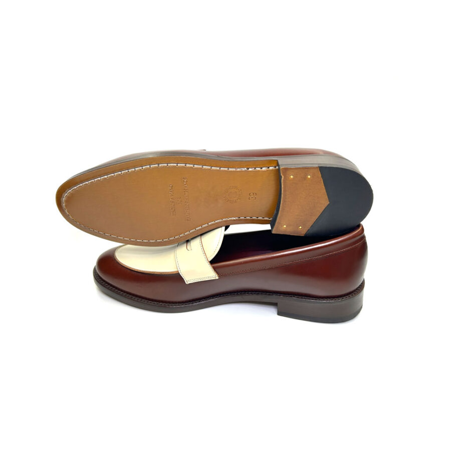 Two-tone beige and brown classic women's penny loafers in leather handmade in Spain by Beatnik Shoes Irma Beige & Brown