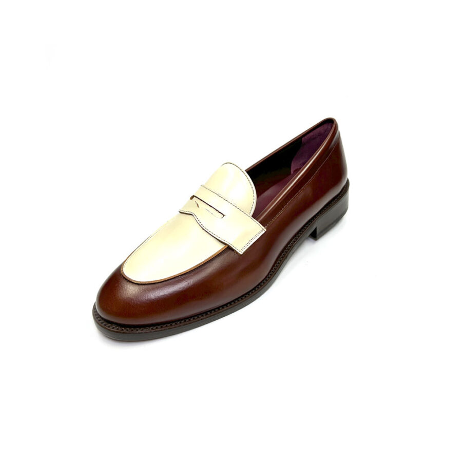 Two-tone beige and brown classic women's penny loafers in leather handmade in Spain by Beatnik Shoes Irma Beige & Brown